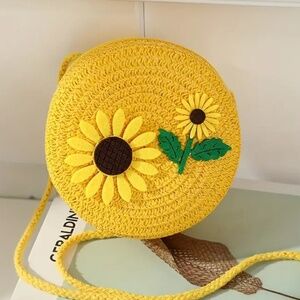 Little Girls Straw Flower Crossbody Bag NIB